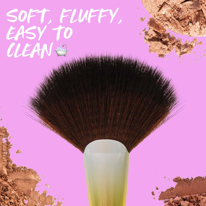 Contour Fan Brush